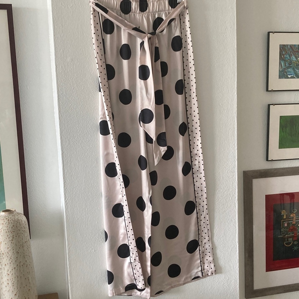 Victoria's Secret Satin Lounge Pants - Cream and Black - Picture 2 of 6